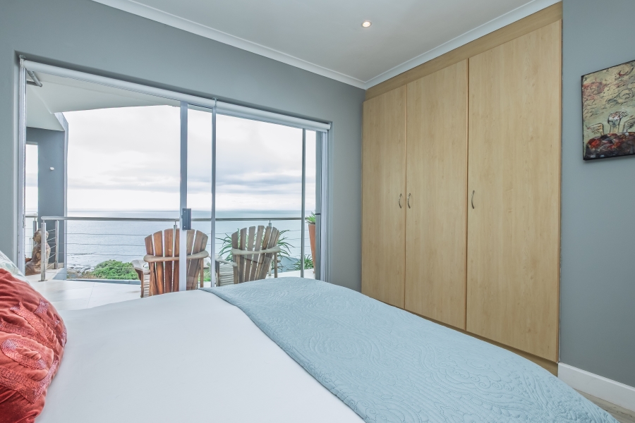 5 Bedroom Property for Sale in Murdock Valley Western Cape
